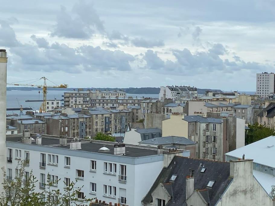 Appt 2 Ch Vue A 5' De La Gare De Apartment